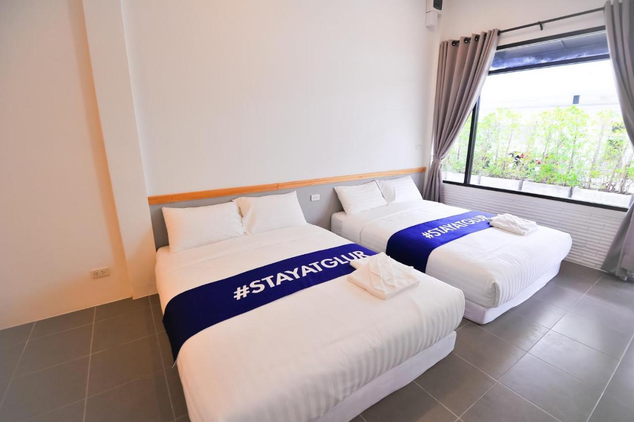 Glur Phuket Patong Beach Bagian luar foto